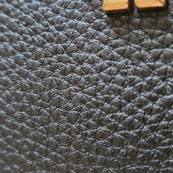 NWOT Tory Burch Kira Black Leather Tri-fold Wallet 🖤💛🎁 - Picture 5 of 16